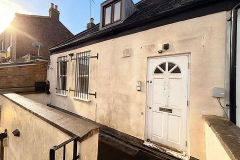 undefined, Flat ,  High Street, Brentwood
