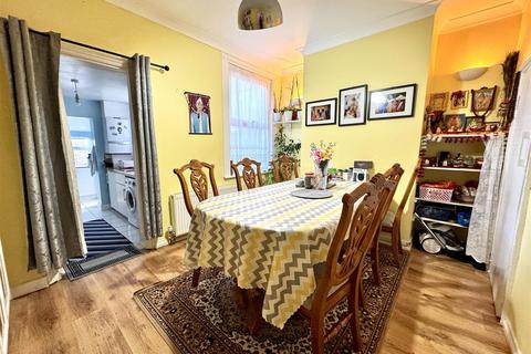 undefined, Erith Road, Bexleyheath DA7
