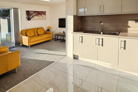 2 bedroom detached bungalow for sale, Oakside Crescent, Evington, LE5