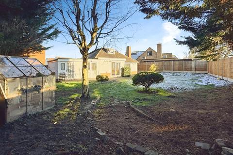 2 bedroom detached bungalow for sale, Oakside Crescent, Evington, LE5