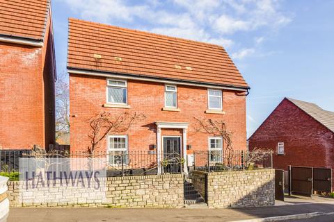 3 bedroom detached house for sale, Stryd Camlas, Pontrhydyrun, NP44