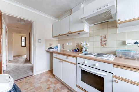 2 bedroom terraced bungalow for sale, St. Andrew Close, Hopton