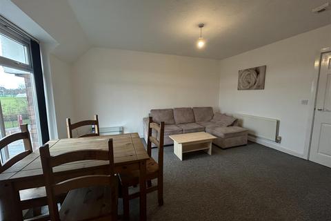 2 bedroom apartment to rent, Manchester Road, Swinton, Manchester