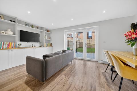4 bedroom semi-detached house for sale, Castleford WF10