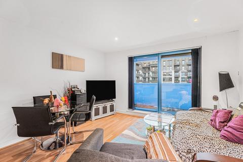 1 bedroom apartment for sale, Western Gateway, London, E16