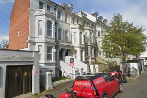 1 bedroom apartment to rent, Stockleigh Road