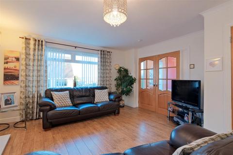 undefined, Weir Place, Carluke