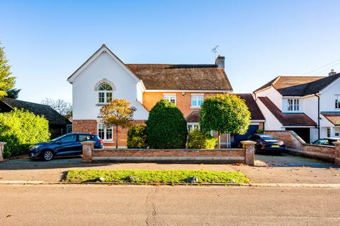 5 bedroom detached house for sale, Glanthams Road, Brentwood, CM15