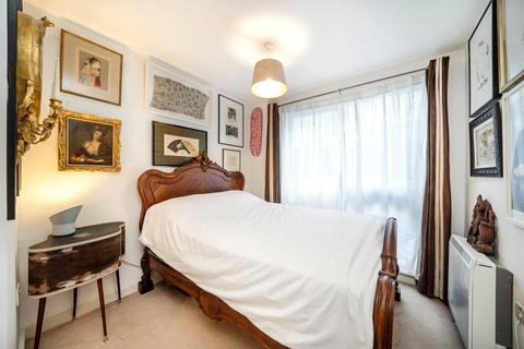 2 bedroom flat for sale, Emerson Building, 3 Gladstone Place, Bow, London, E3