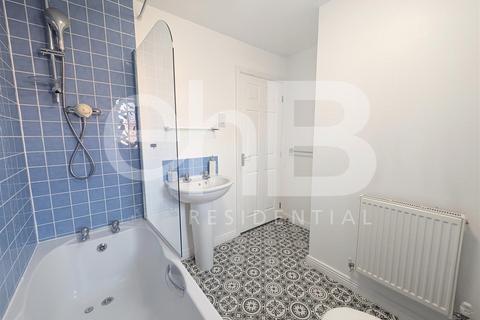 3 bedroom house to rent, Portia Way, Heathcote, Warwick