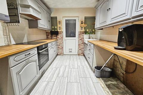 2 bedroom bungalow for sale, Mountview Road, Clacton-on-Sea, Essex