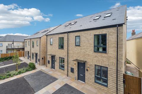 undefined, Victoria Close, Rickmansworth WD3