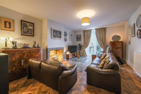 2 bedroom end of terrace house for sale, Towngate, Huddersfield, HD4
