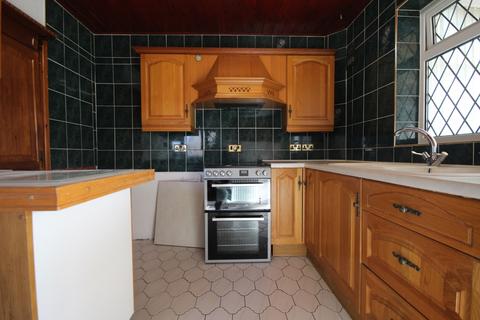 undefined, St. Saviours Road, Kettering, Northamptonshire, NN15