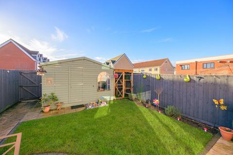 3 bedroom terraced house for sale, Normanby Road, Skegness PE25