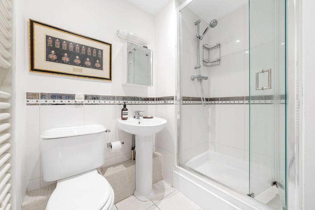 En-suite.JPG