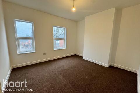 3 bedroom semi-detached house to rent, Wolverhampton Street, Bilston