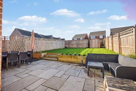 3 bedroom semi-detached house for sale, Cotton Court, Wakefield, West Yorkshire