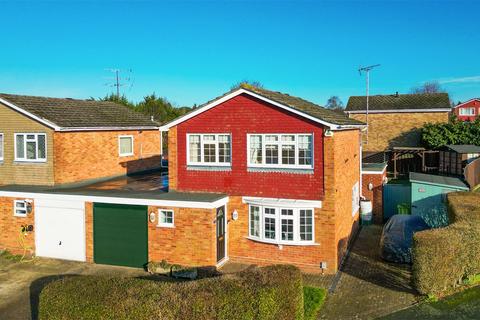 3 bedroom detached house for sale, Blythwood Drive, Camberley GU16