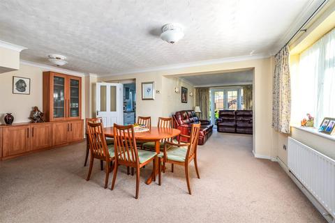 3 bedroom detached house for sale, Blythwood Drive, Camberley GU16