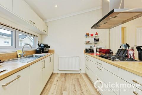 2 bedroom park home for sale, Herne Bay, Kent, CT6