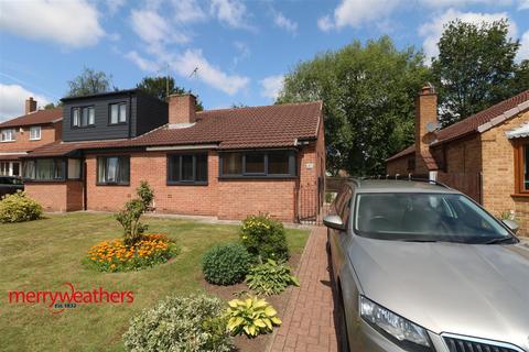 2 bedroom semi-detached bungalow for sale, Ivy Farm Close, Barnsley