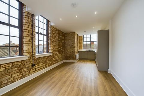 1 bedroom flat to rent, Dunster Street, The Mounts, NN1 3DQ