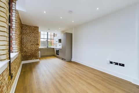 1 bedroom flat to rent, Dunster Street, The Mounts, NN1 3DQ