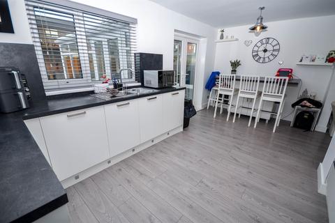 3 bedroom semi-detached house for sale, Drybeck Square, Sunderland