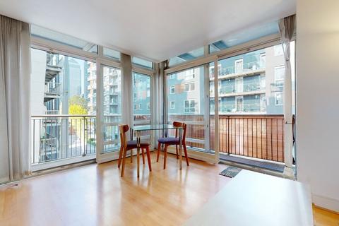 2 bedroom flat to rent, Cassilis Road, London E14