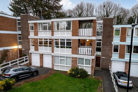 undefined, Newton Court, Oakwood, Leeds, LS8