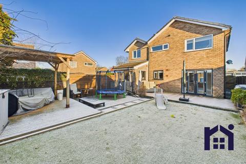 4 bedroom detached house for sale, Countess Way, Euxton, PR7 6PT