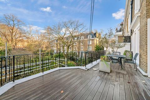 2 bedroom flat for sale, Bolton Gardens, London, SW5