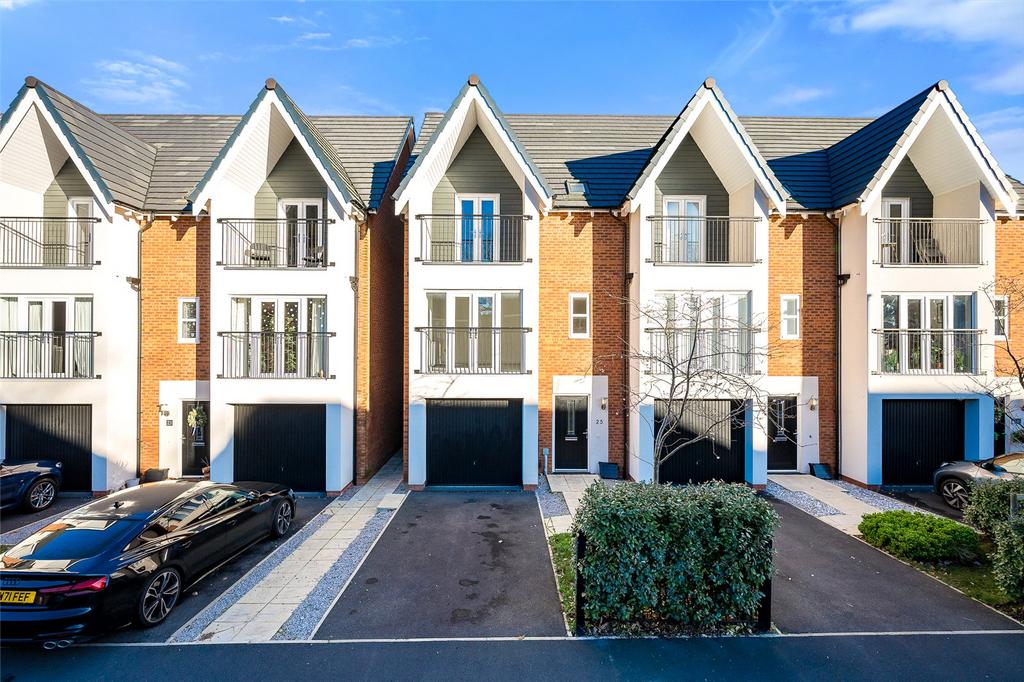 25 Primrose Way