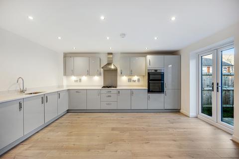 4 bedroom terraced house for sale, Primrose Way, Wilmslow, Cheshire, SK9
