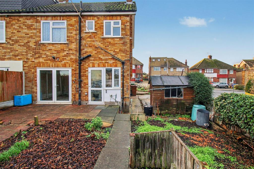 Rear towards house.jpg