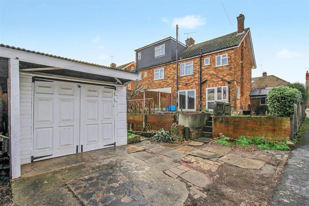 Garage and Drive.jpg