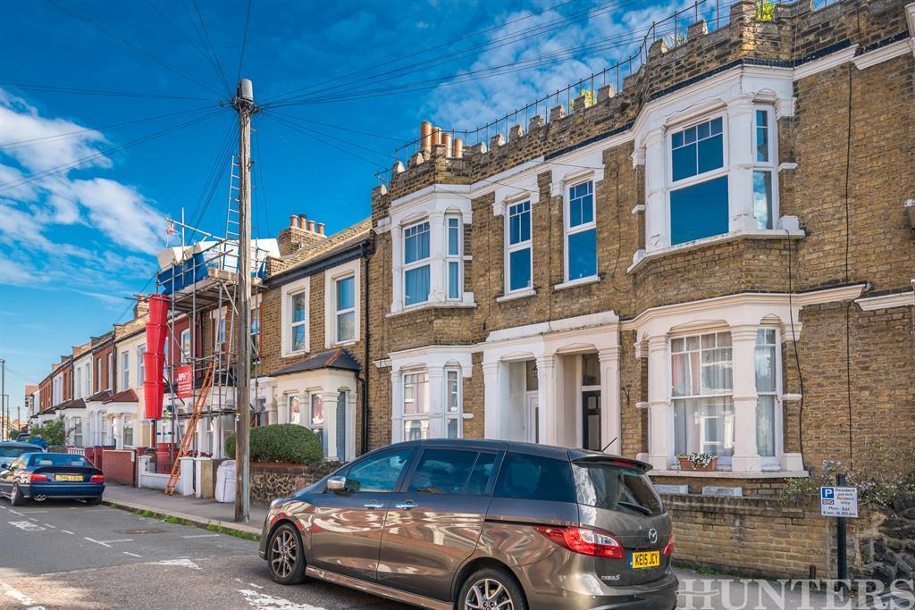 1 bed flat to rent Greyhound Road, London N17