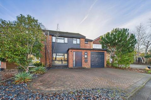 Crutchley Road, Wokingham, Berkshire, RG40
