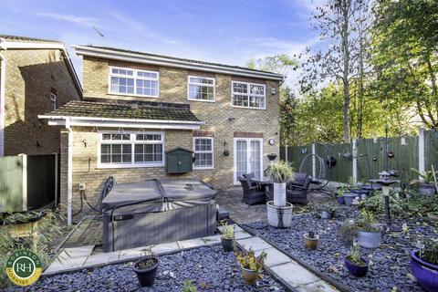 4 bedroom detached house for sale, Coppicewood Court, Balby, Doncaster