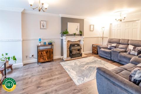 4 bedroom detached house for sale, Coppicewood Court, Balby, Doncaster