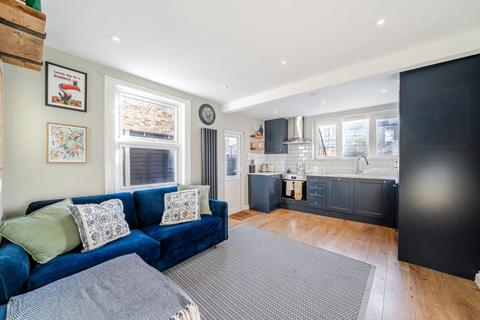 2 bedroom flat for sale, Quicks Road, Wimbledon, London, SW19