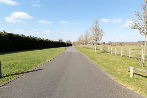 undefined, Summer Close, Byfleet,
