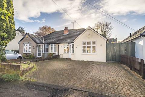 3 bedroom bungalow for sale, Oxford Avenue, Burnham SL1