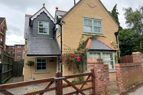 Brookvale Road, Highfield, Southampton, SO17