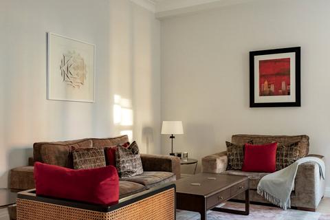 2 bedroom apartment to rent, Park Street, Mayfair W1K