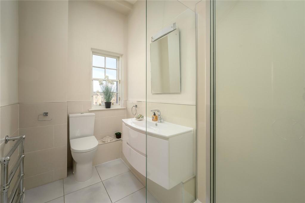 Family Shower Room