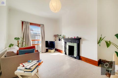 1 bedroom flat to rent, Healey Street, NW1