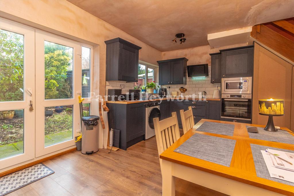 Kitrchen image 2