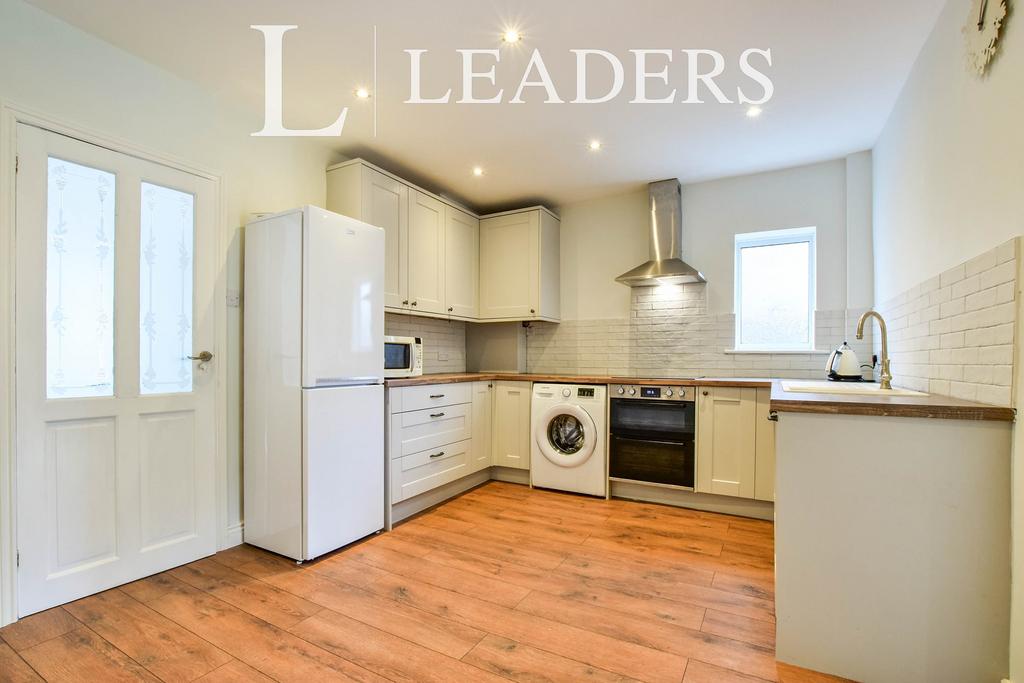 Kitchen 2